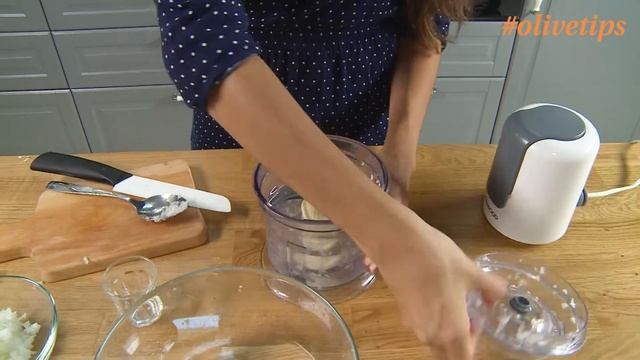 #olivetips: Καθάρισε το μπλέντερ και εξαφάνισε τις οσμές σε λιγότερο από 20'' смотреть онлайн