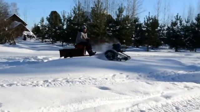 Мотоблок на гусеницах Крутец / motux.ru смотреть онлайн