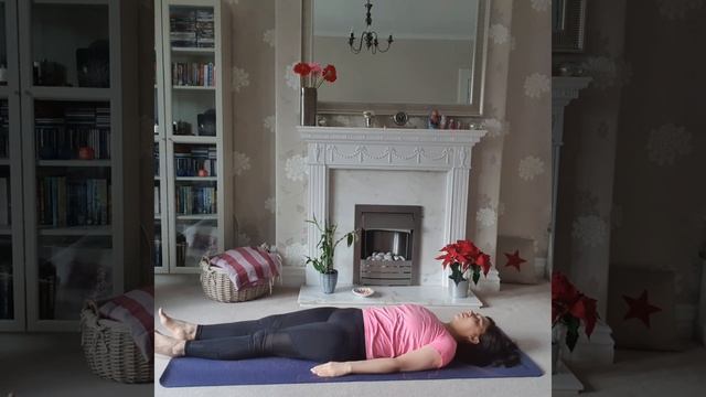 Hatha yoga (30 min) смотреть онлайн