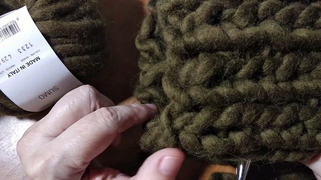 Манишка спицами из толстой пряжи.Вязание и пряжа с Людмилой Тен #ЛюдмилаТен #вязаниеспицами