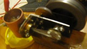Самодельный двс 4т. Максимальные обороты.