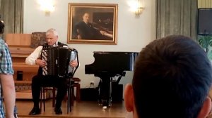 Виктор новиков, баян в дши 19