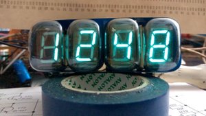 Ретро часы на ИВ-22 (Arduino)