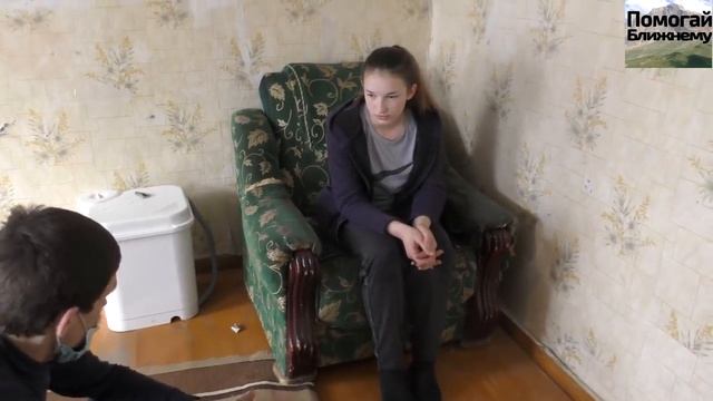 Папа не оставляй нас!Тяжелая история из глухой деревни.Многодетный отец Владимир страдает от рака.