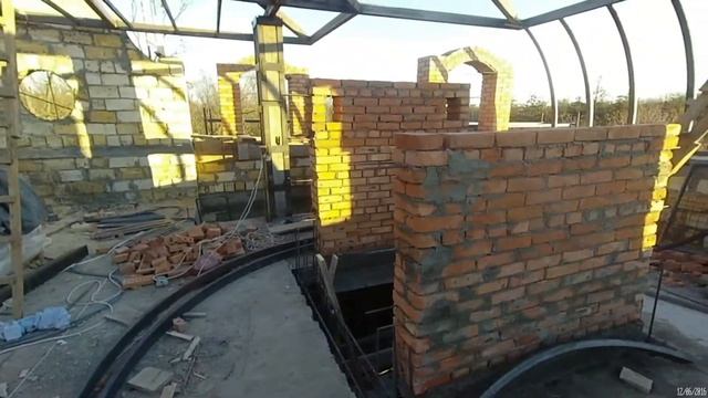 Домик у моря. Кладка кирпича 2. смотреть онлайн