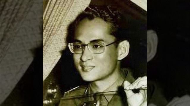 In loving memory of HM King Bhumibol Adulyadej смотреть онлайн