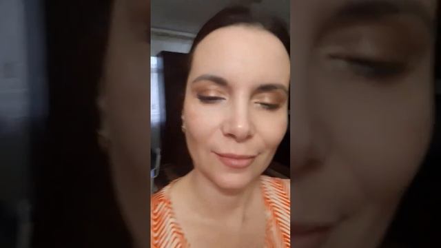 Vivienne Sabo liner Virtuose kajal яркий карандаш для глаз