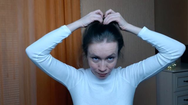 ?ЛАЙФХАК. СОЗДАЮ ПУЧОК БЕЗ ШПИЛЕК. ОТЛИЧНО ДЕРЖИТСЯ В ТЕЧЕНИЕ ДНЯ. смотреть онлайн