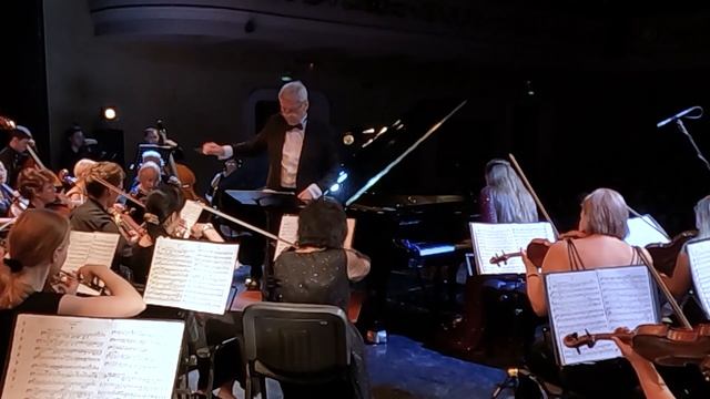 Рахманинов. 2 концерт для фортепиано с оркестром. Опус 18. До минор в 3 частях. Модерато. Adagio sos