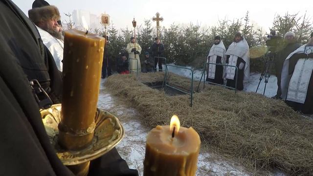 19.01.2018 Крестный ход и освящение воды в праздник Богоявления смотреть онлайн