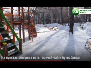 Уборка снега на детской площадке и в парковочных карманах