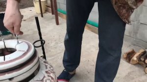 Жарим шашлык в тандыре