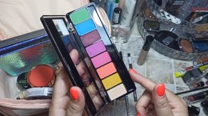 ?КОСМЕТИЧКА В ОТПУСК / ТОЛЬКО САМОЕ НЕОБХОДИМОЕ?