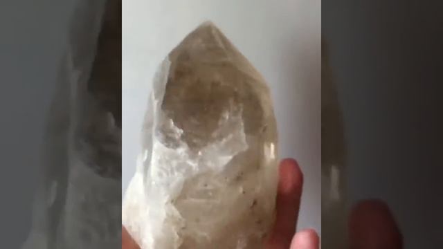 Russian quartz crystal / Кристалл кварца с Южного Урала