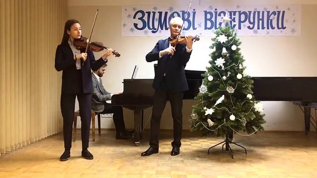 Й.Гайдн. Менует [Валерій Дьомін і Юлія Лазаренко . Київська ДМШ N 29]. смотреть онлайн