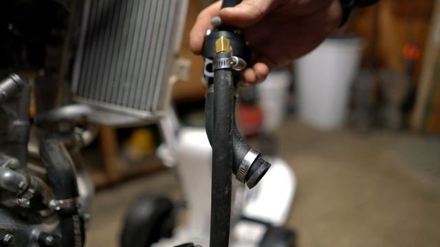 Thermo-Bob 3 Install + Maintain Your Snowbike Engine Temperature смотреть онлайн