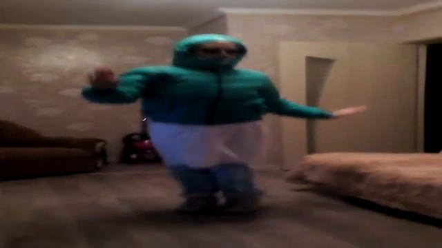 Танец ,когда получаешь зарплату . смотреть онлайн