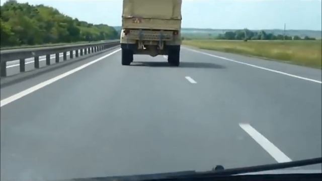 НЕОБЫКНОВЕННЫЙ КРАЗ (ОБЗОР) смотреть онлайн