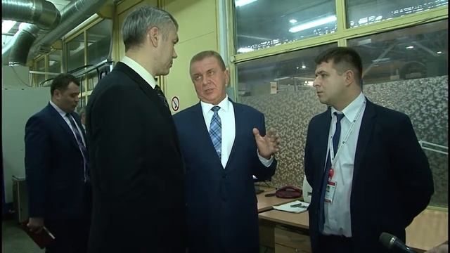 Установка нового роботизированного оборудования идет на ВОМЗ смотреть онлайн