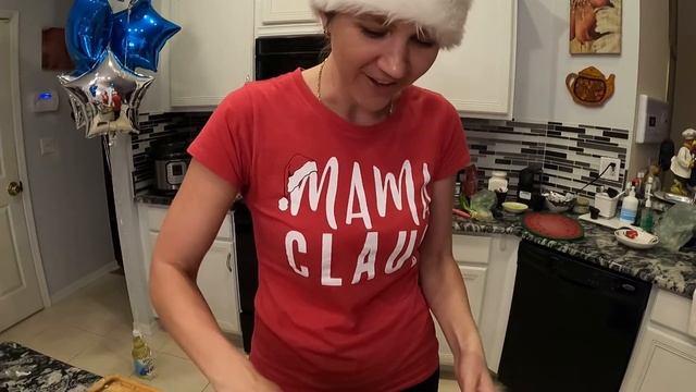 Мой пирог покорил американца. Мексиканская вечеринка в доме Фальконе смотреть онлайн