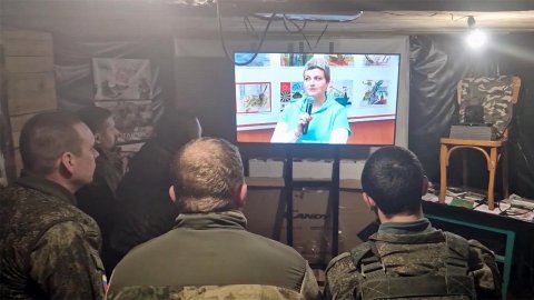 Между военными в зоне СВО и их близкими в Челябинской области организовали телемост