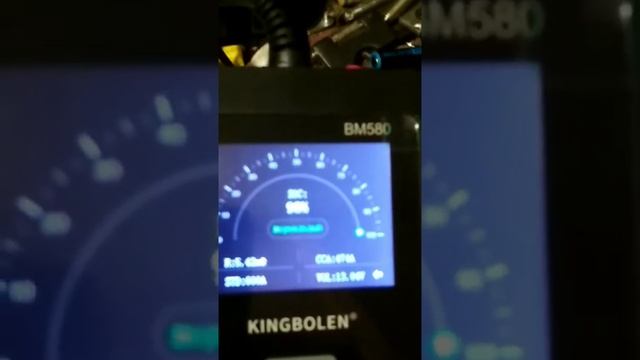 Аккумуляторный тестор KINGBOLEN BM 580 смотреть онлайн