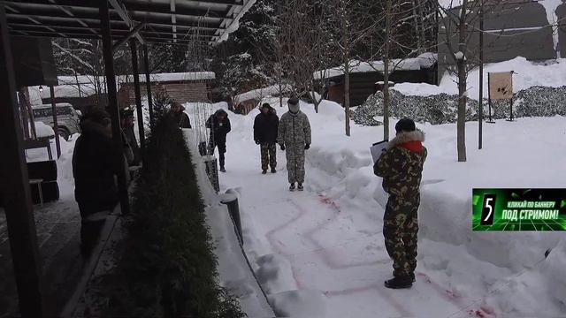 ПОЛКОВНИК БУСТЕРЕНКО ЗАРЯДИЛ ПЧЕЛКИНУ ПОД КОПЧИК! АРМИЯ НА СТРИМХАУСЕ?!ПОКА ПЧЕЛКИН КОРЕШ И ПАРАДЕИ