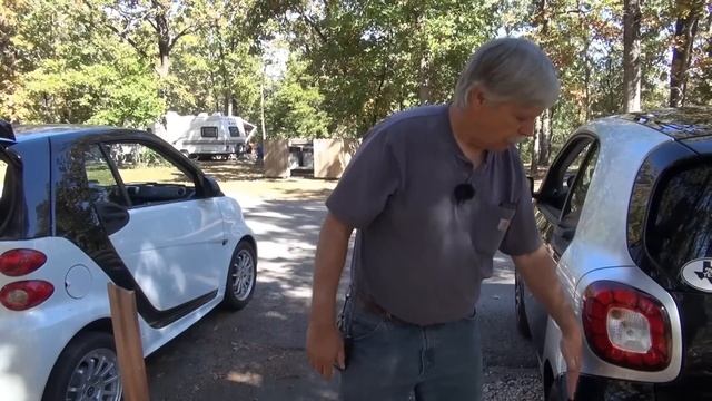 New vs Old - Comparison of Smart Car 451 Vs New 453 Model смотреть онлайн