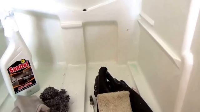 Как помыть и избавится от запаха в холодильнике. смотреть онлайн