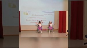 танцевальный коллектив "Семицветик". Танец "Лети, лети, лети лепесток..."