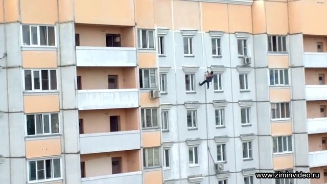 Промышленные альпинисты Industrial climbers 産業登山者 工业登山者 الصناعية المتسلقين