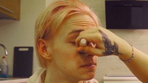 Делаю из ПАРНЯ Е-БОЯ (E-BOY) Делаю Парню макияж ?