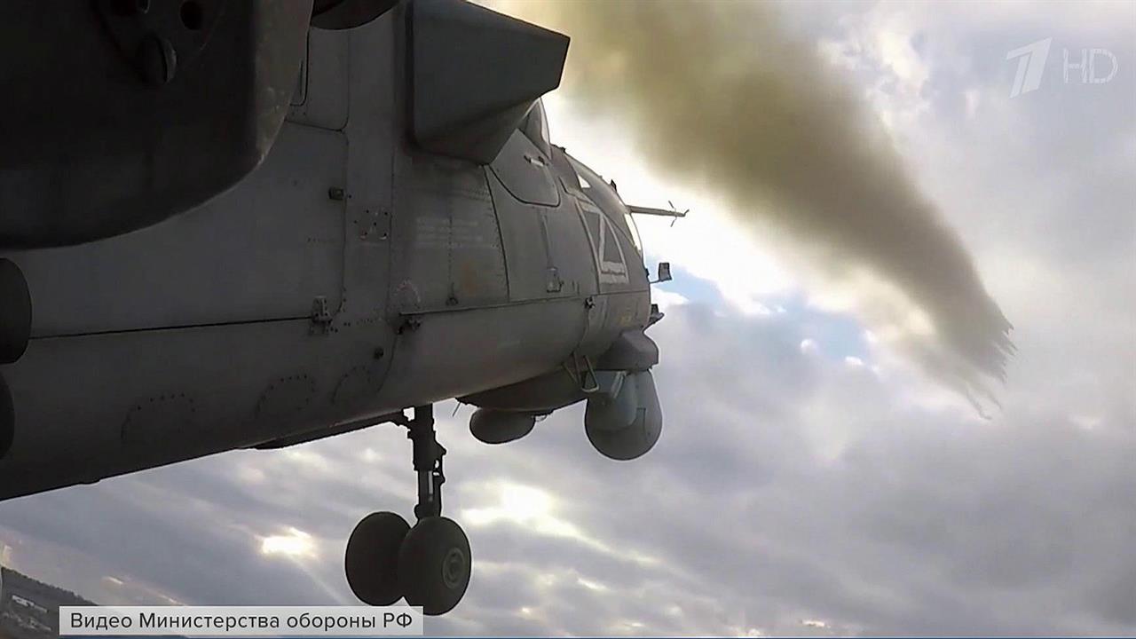 В Минобороны показали кадры боевой работы экипажей вертолетов Ми-35