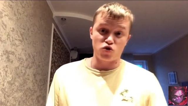ЧТО ПОДАРИТЬ ДЕВУШКЕ НА 8 Марта?! - Апасный