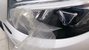 Замена полиуретановой пленки на фарах.