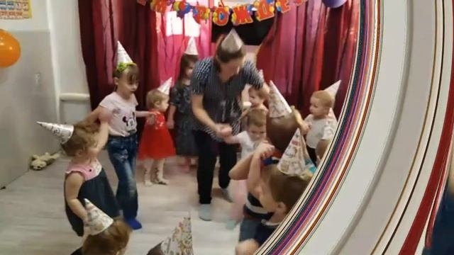 Позитивия 18 02 2020 Нам 3 года, день рождения детского сада, хоровод воспитатель Александра Бычков смотреть онлайн