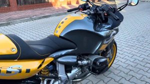BMW R1100S