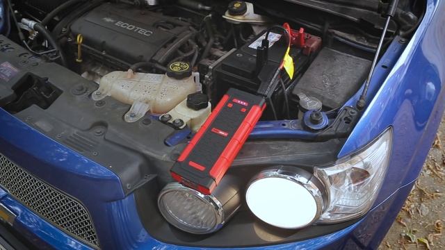 Как запустить двигатель автомобиля зимой если сел аккумулятор? Пусковое устройство для машины. смотреть онлайн