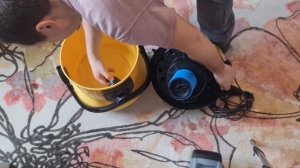 Обзор моющего пылесоса Karcher SE4002 | Распаковка | Тест | Химчистка дивана.