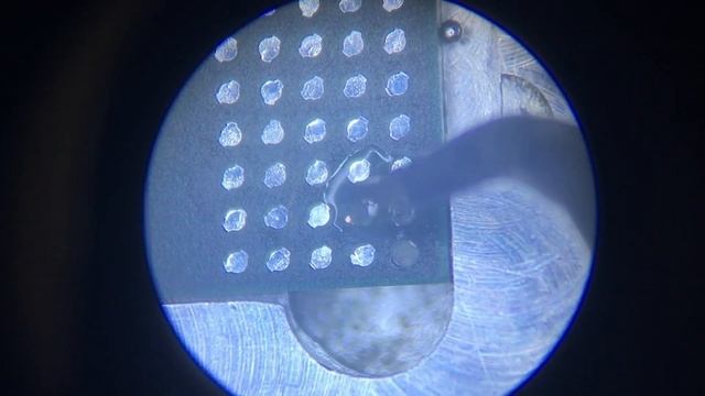 Возможные варианты восстановления оторванных пятаков на чипах видеопамяти и платах смотреть онлайн