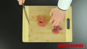 Щи из свежей капусты в мультиварке Redmond RMC-M4504