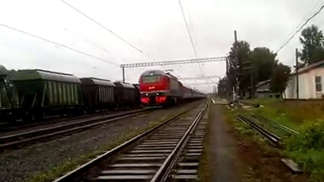 Скорый поезд ЭП2К сообщением Чусовская-Пермь 1 смотреть онлайн