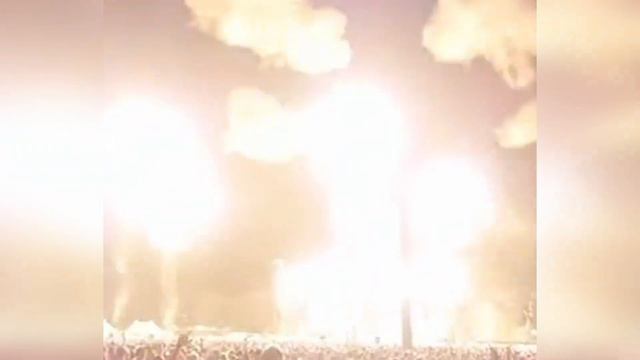 Rammstein знает как сделать хорошее шоу. смотреть онлайн