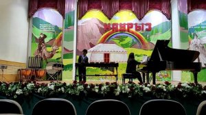 Серикбай Айсултан. " Детский танец" З . Кодай (ксилофон)" Кочари"(АНТ , малый барабан) Е . Хосровян