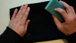 Как почистить кашемировое пальто.