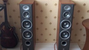 JBL E80 + Yamaha V673