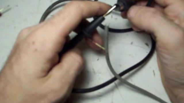 Convert s video cable to RCA cable by splicing. tv to computer or DVD player смотреть онлайн