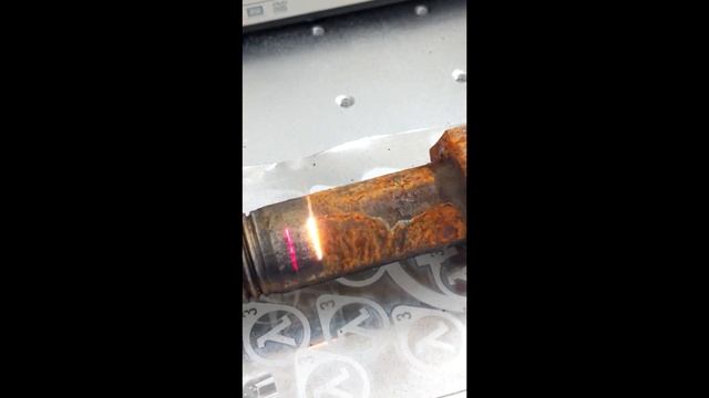 Очистка от ржавчины за 5 минут лазером | Очистка от грязи | Очистка металла маркером смотреть онлайн