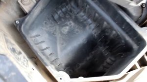 Замена воздушного фильтра Опель Антара 2.2D / Работа автосервиса /  Opel Antara 2.2D air filter