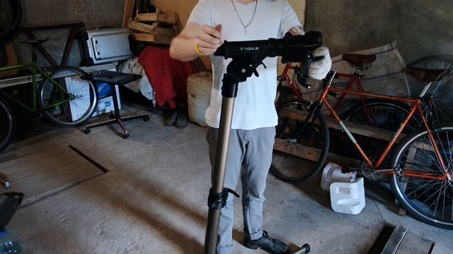 Обзор Ремонтного стенда X-Tools Home Mechanic смотреть онлайн